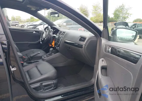 2018 Volkswagen Jetta 1.8T Se Sport z USA, uszkodzony, nr VIN 3VWD17AJ0JM238487